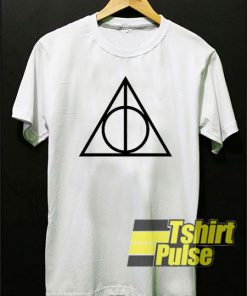 Triangle with Circle Inside t-shirt for men and women tshirt