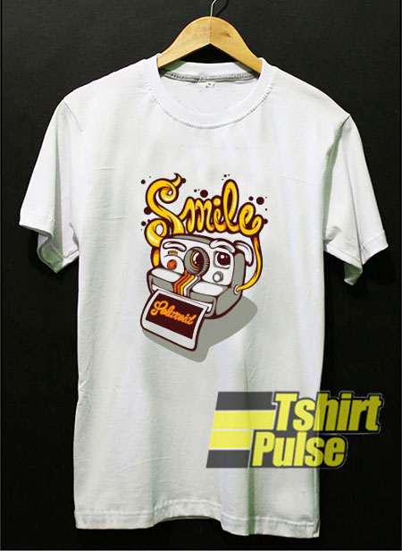Smiley Polaroid t-shirt for men and women tshirt