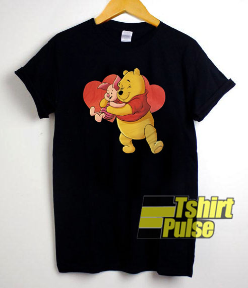 Vtg Pooh And Piglet Hugging t-shirt for men and women tshirt