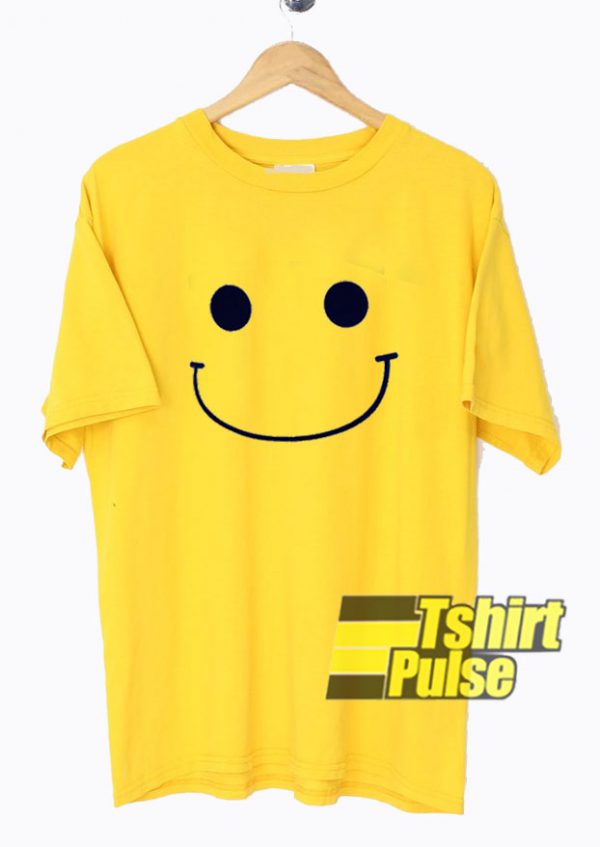 Smile Face Art t-shirt for men and women tshirt