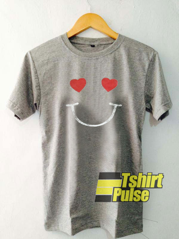 Heart Eyes Smile t-shirt for men and women tshirt