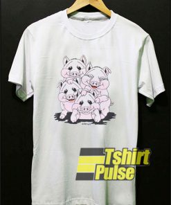 Piglets Playing t-shirt for men and women tshirt