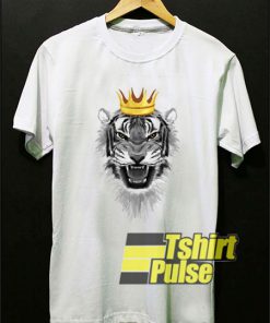 The King Tiger Art t-shirt for men and women tshirt
