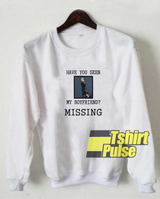 RM Missing My Boyfriend Graphic sweatshirt