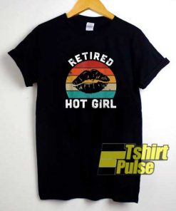 Vtg Retired Hot Girl Retro shirt