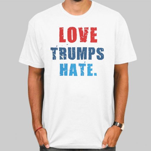 T Shirt White Anti Trump Love Trumps Hate