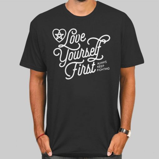 T Shirt Black Vintage Love Yourself First