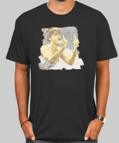 Middle Finger Hip Hop Rihanna T Shirt