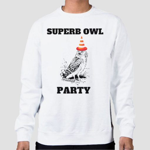Sweatshirt White Superb Owl What We Do in the Shadows