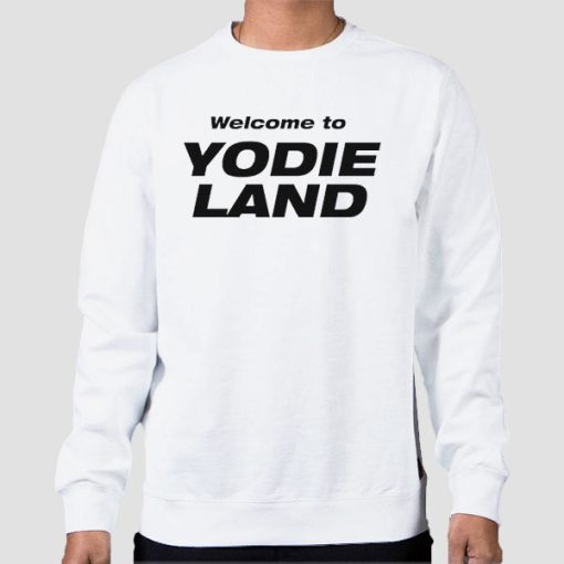 Sweatshirt White Welcome to Yodie Land