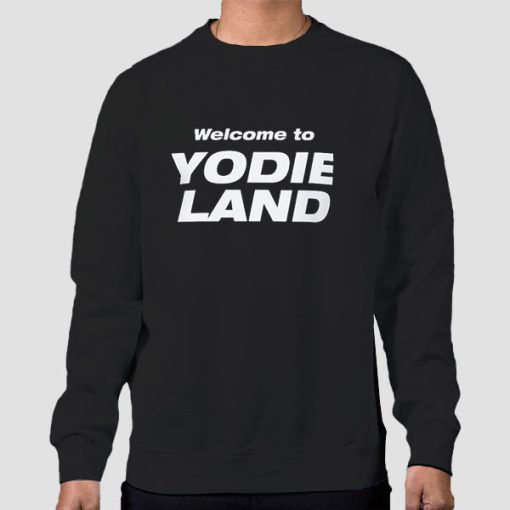 Sweatshirt Black Welcome to Yodi Land
