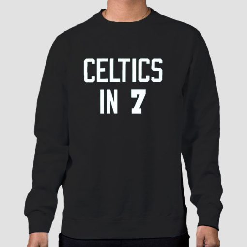 Sweatshirt Black Rare Vintage Celtics in 7