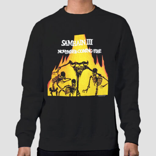 Sweatshirt Black Vintage November Coming Fire Samhain