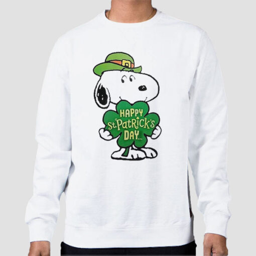 Sweatshirt White Happy St Patrick's Day Snoopy Hug Irish
