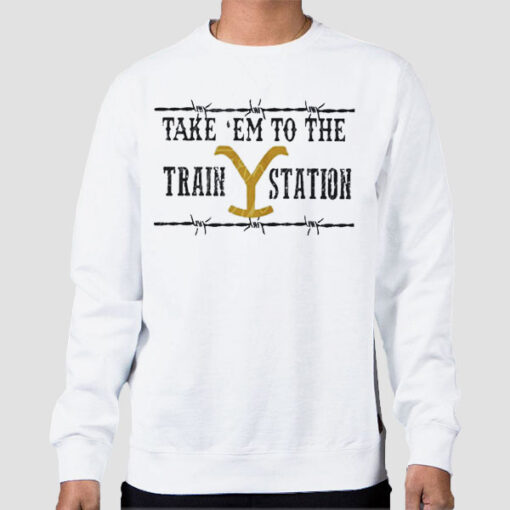 Sweatshirt White Vintage Christmas Train Station