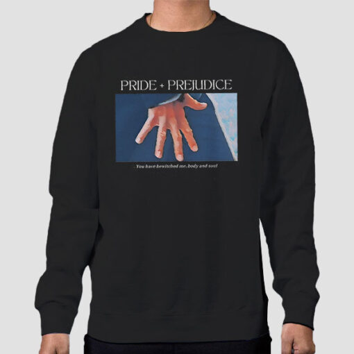 Sweatshirt Black Vtg Pride and Prejudice Hand Scene