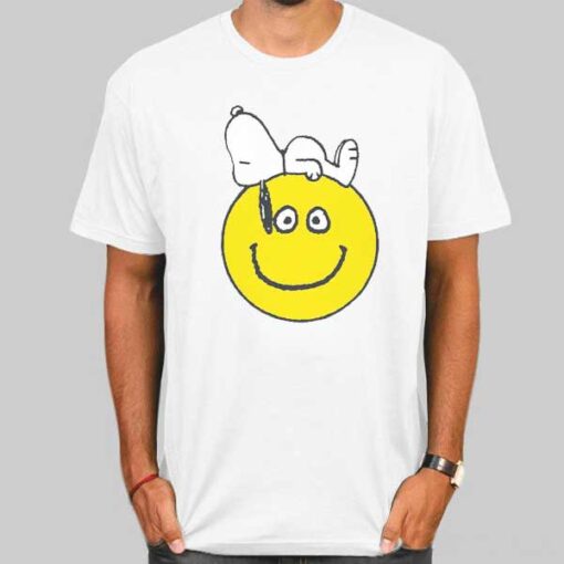 Funny Peanuts Snoopy And Smiley Face Shirt